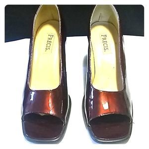 PRECIS size 10 red patent leather heels P013F